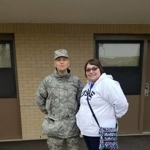 Meet your Posher, Avery